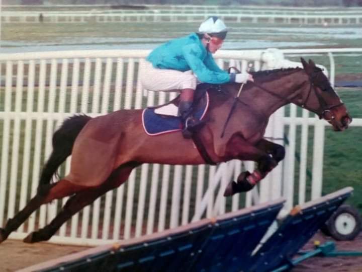 Hill Beagle 12/2/90 Southwell Racecourse